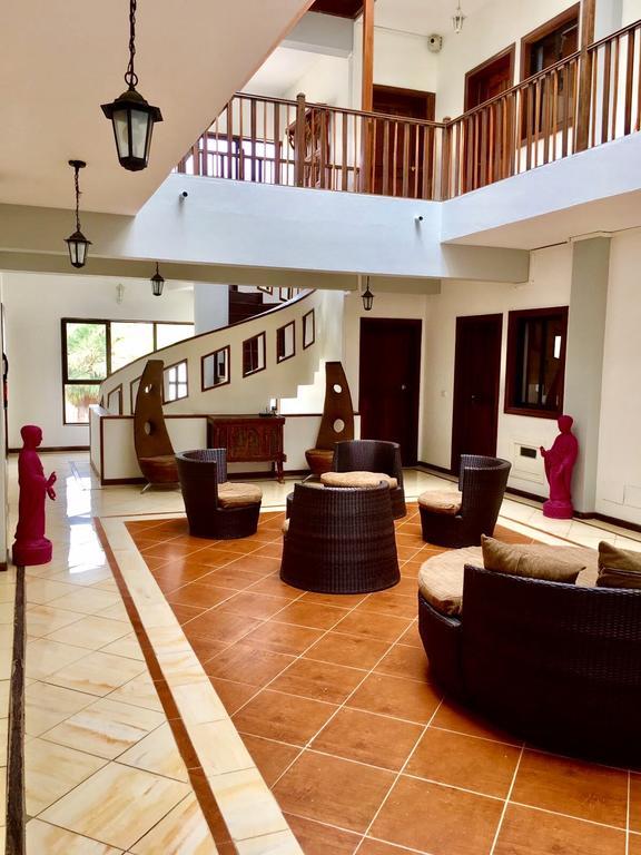 Hotel Aquamarina Suites Санта Мария Екстериор снимка
