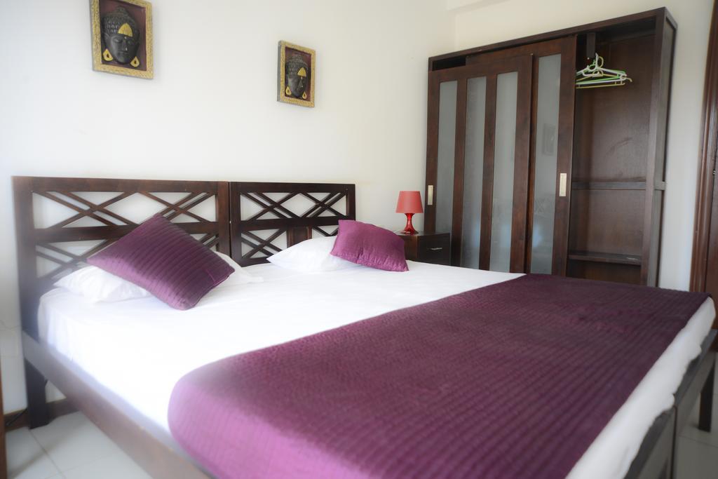 Hotel Aquamarina Suites Санта Мария Екстериор снимка