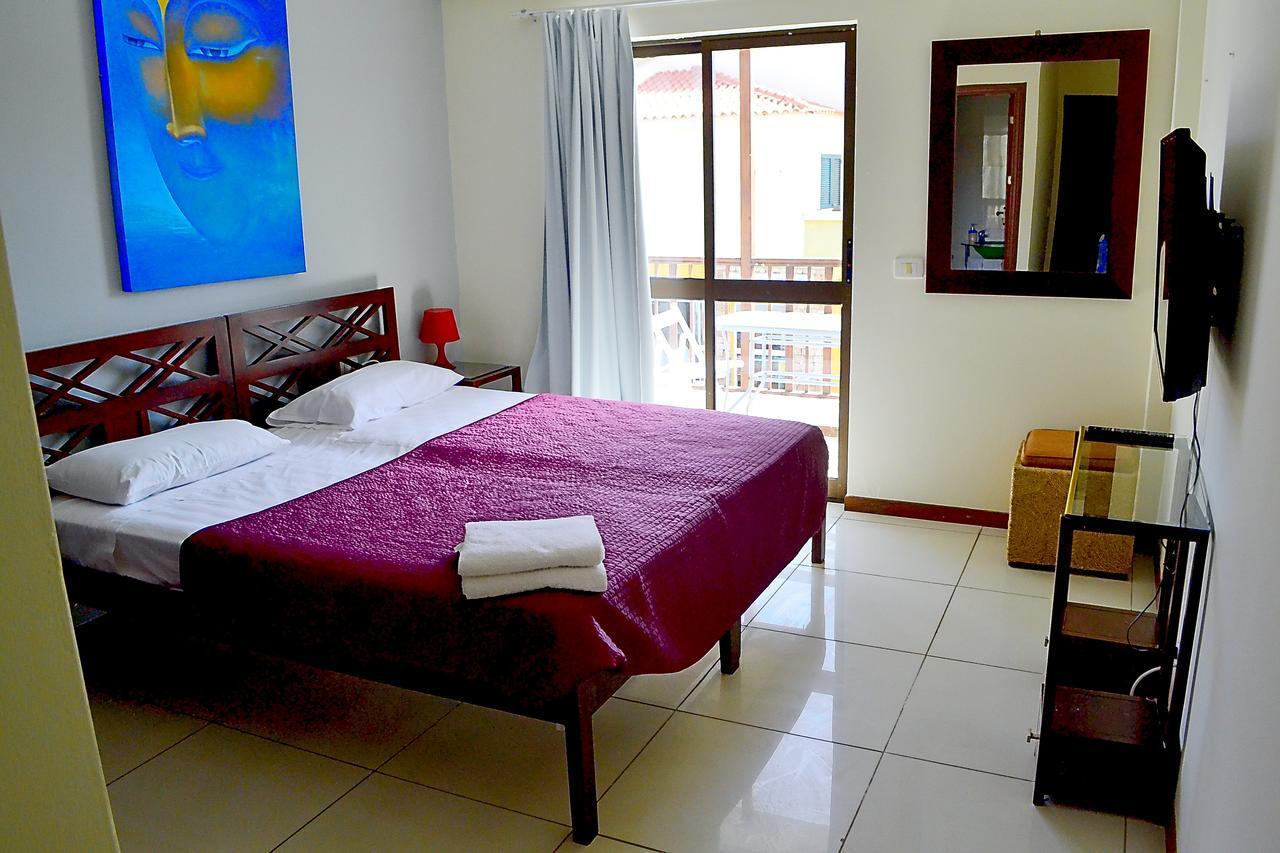 Hotel Aquamarina Suites Санта Мария Екстериор снимка