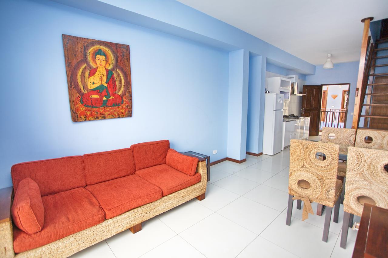Hotel Aquamarina Suites Санта Мария Екстериор снимка