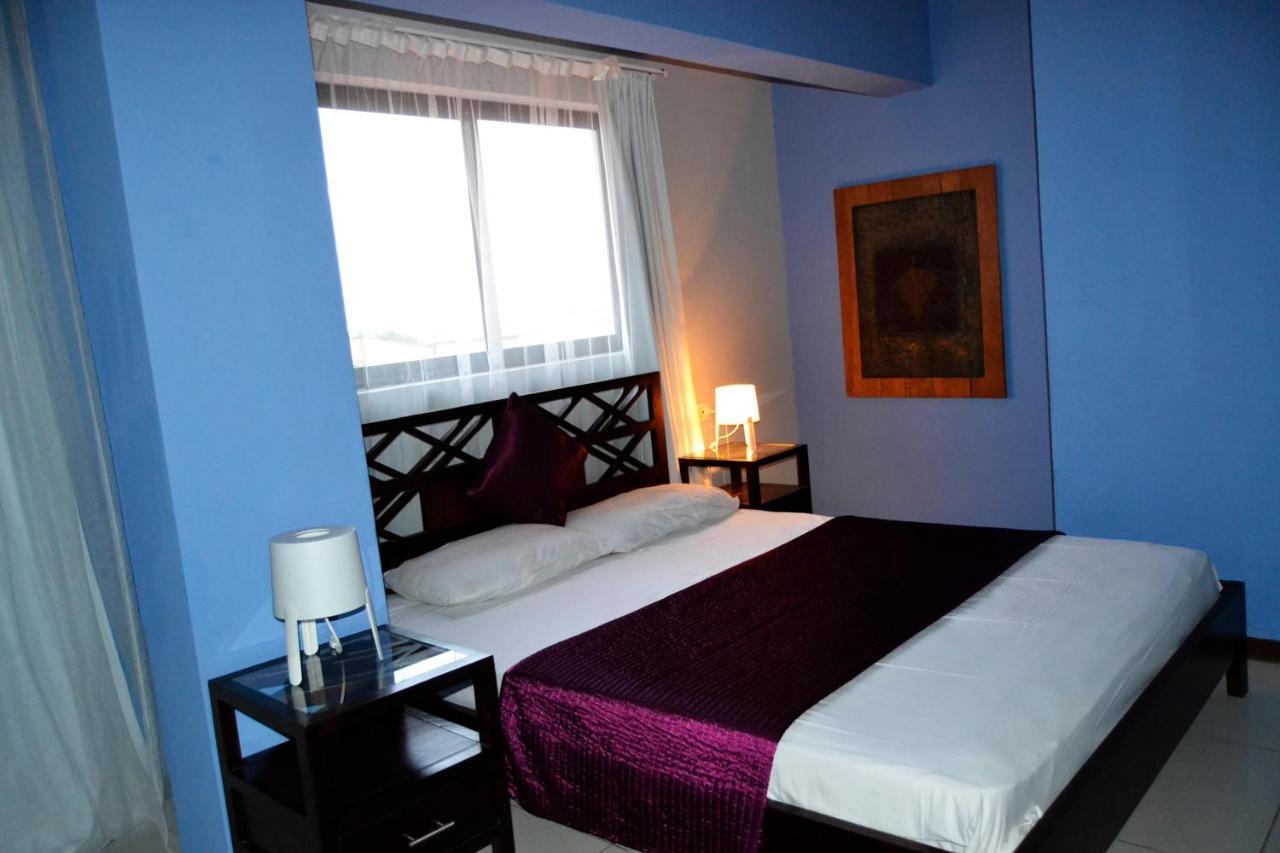 Hotel Aquamarina Suites Санта Мария Екстериор снимка