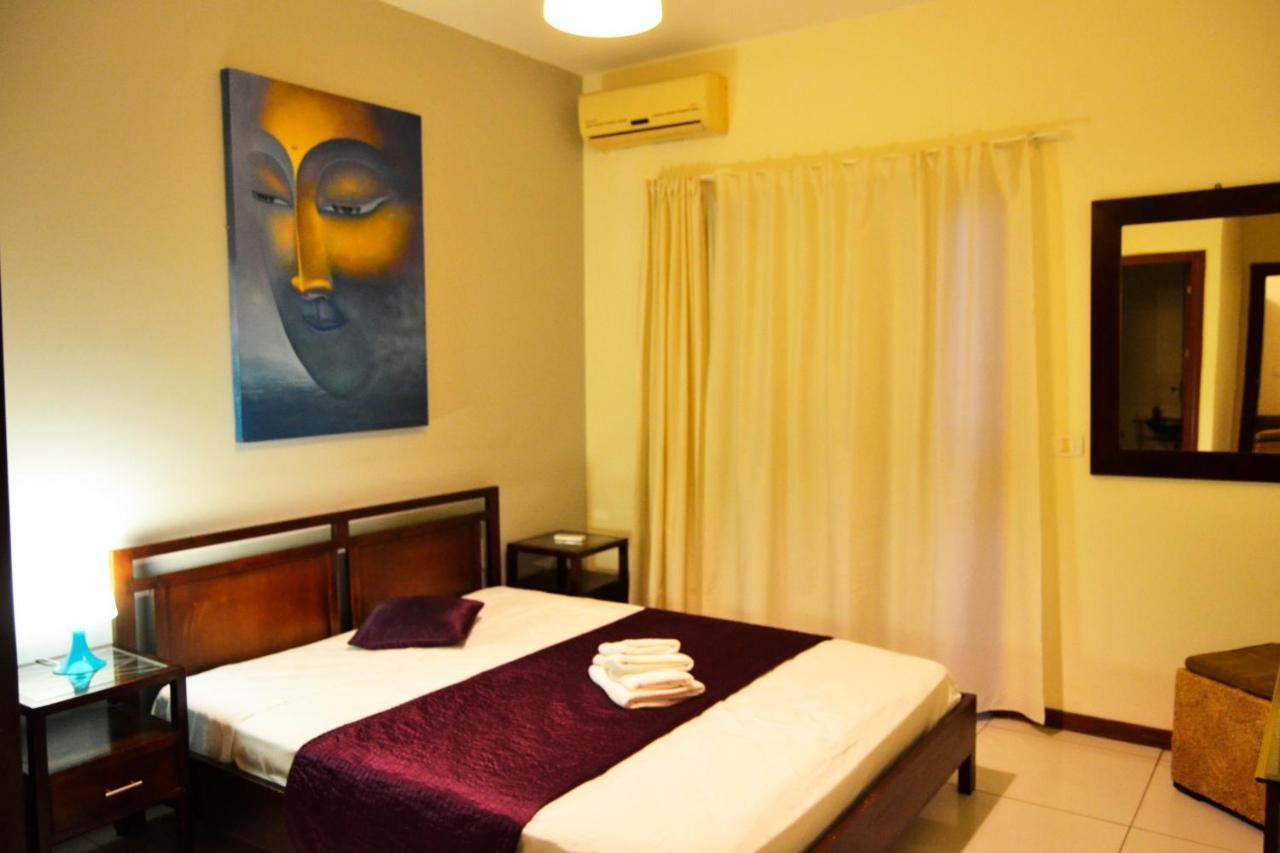 Hotel Aquamarina Suites Санта Мария Екстериор снимка