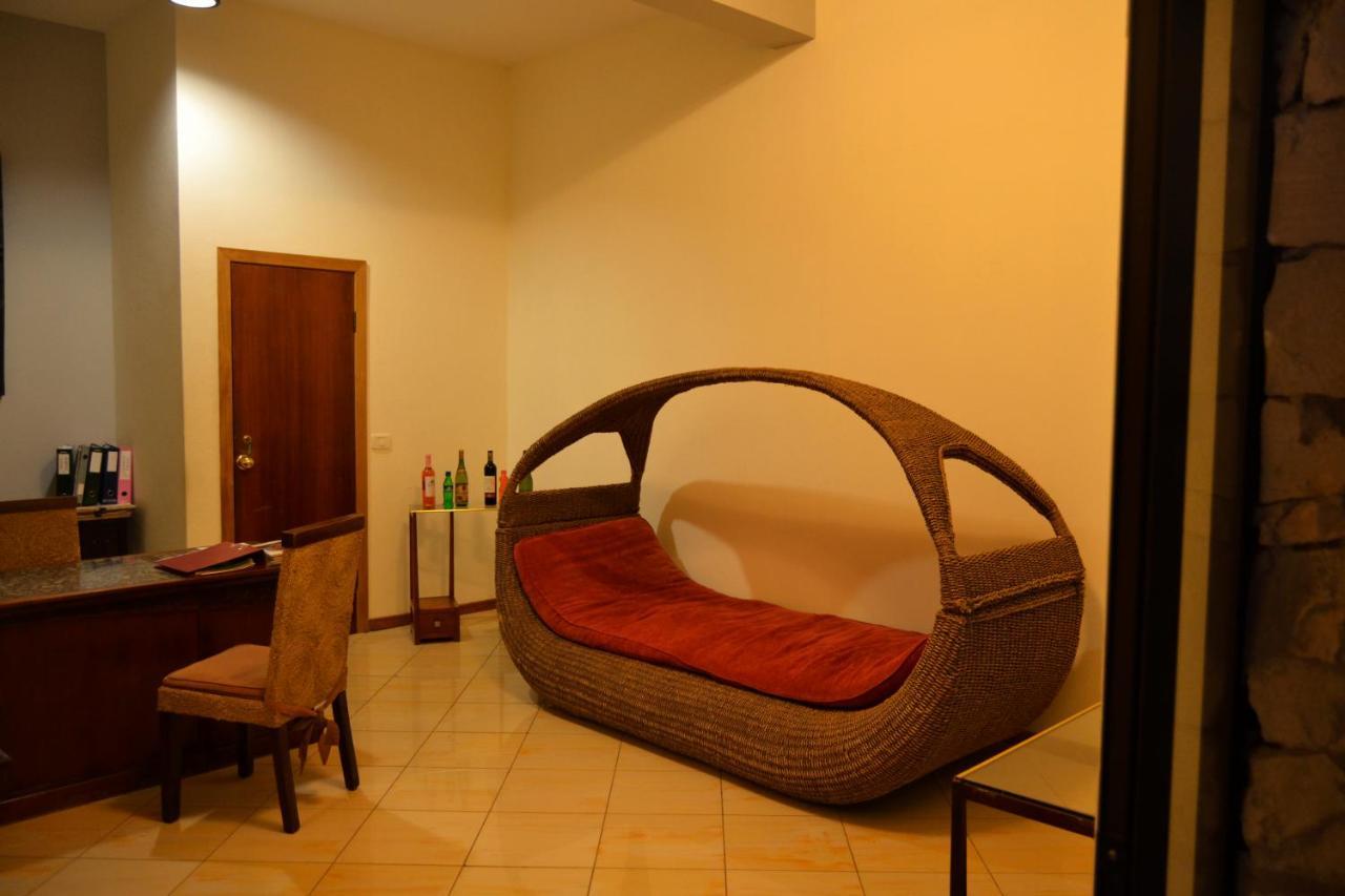 Hotel Aquamarina Suites Санта Мария Екстериор снимка