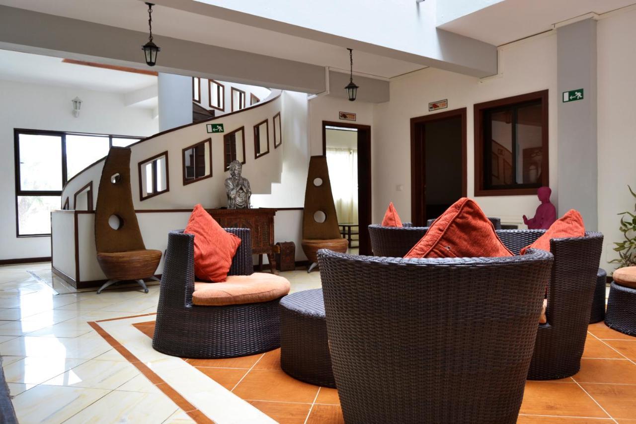 Hotel Aquamarina Suites Санта Мария Екстериор снимка